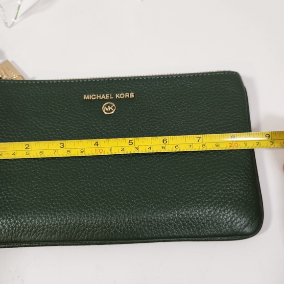 Michael kors hunter green leather jet set wristlet clutch pouch zip close - Picture 7 of 8